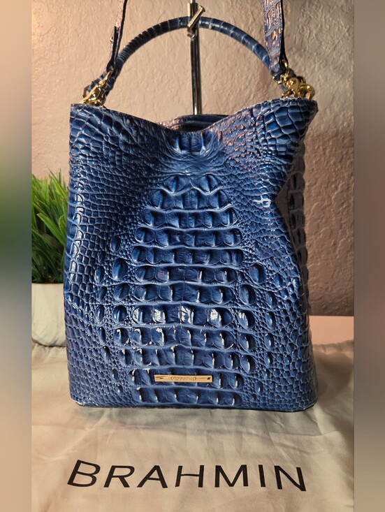 Brahmin Handbags - Brahmin Amelia Bucket Bag Bluebonnet Melbourne Leather EUC